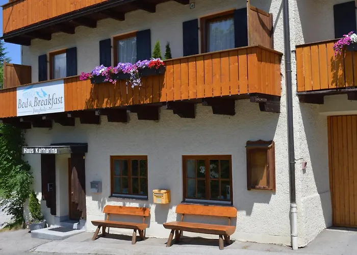 - Katharina 2* ユングホルツ