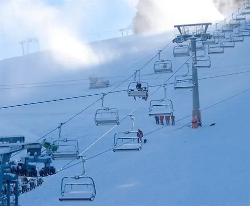 - Katharina Konukevi 2*