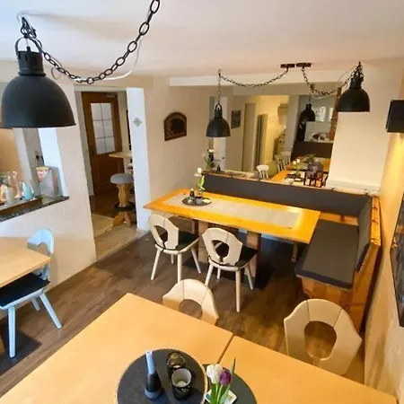 - Katharina בית הארחה 2*